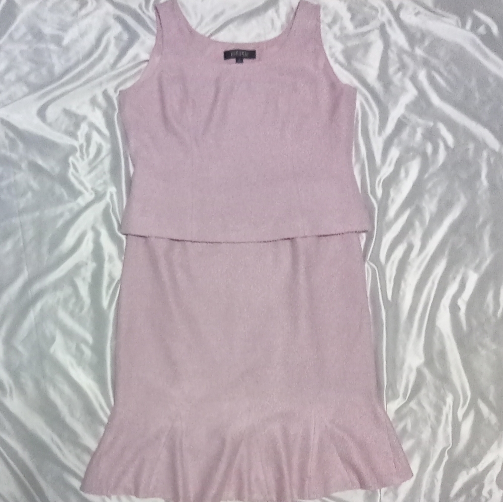 Kasper 2-piece skirt and sleeveless suit